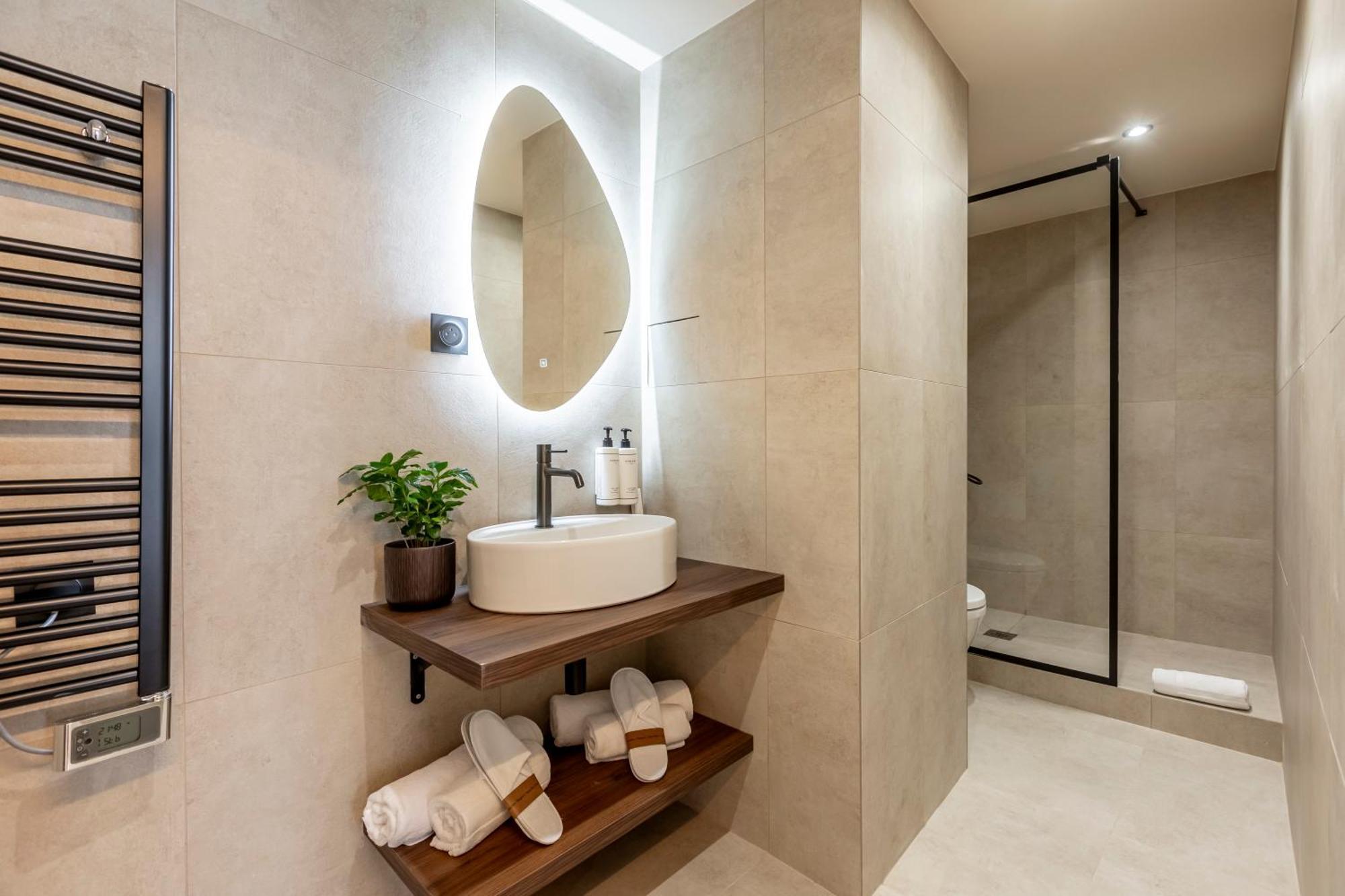 Hotel Le Monsieur By Sweett 4*