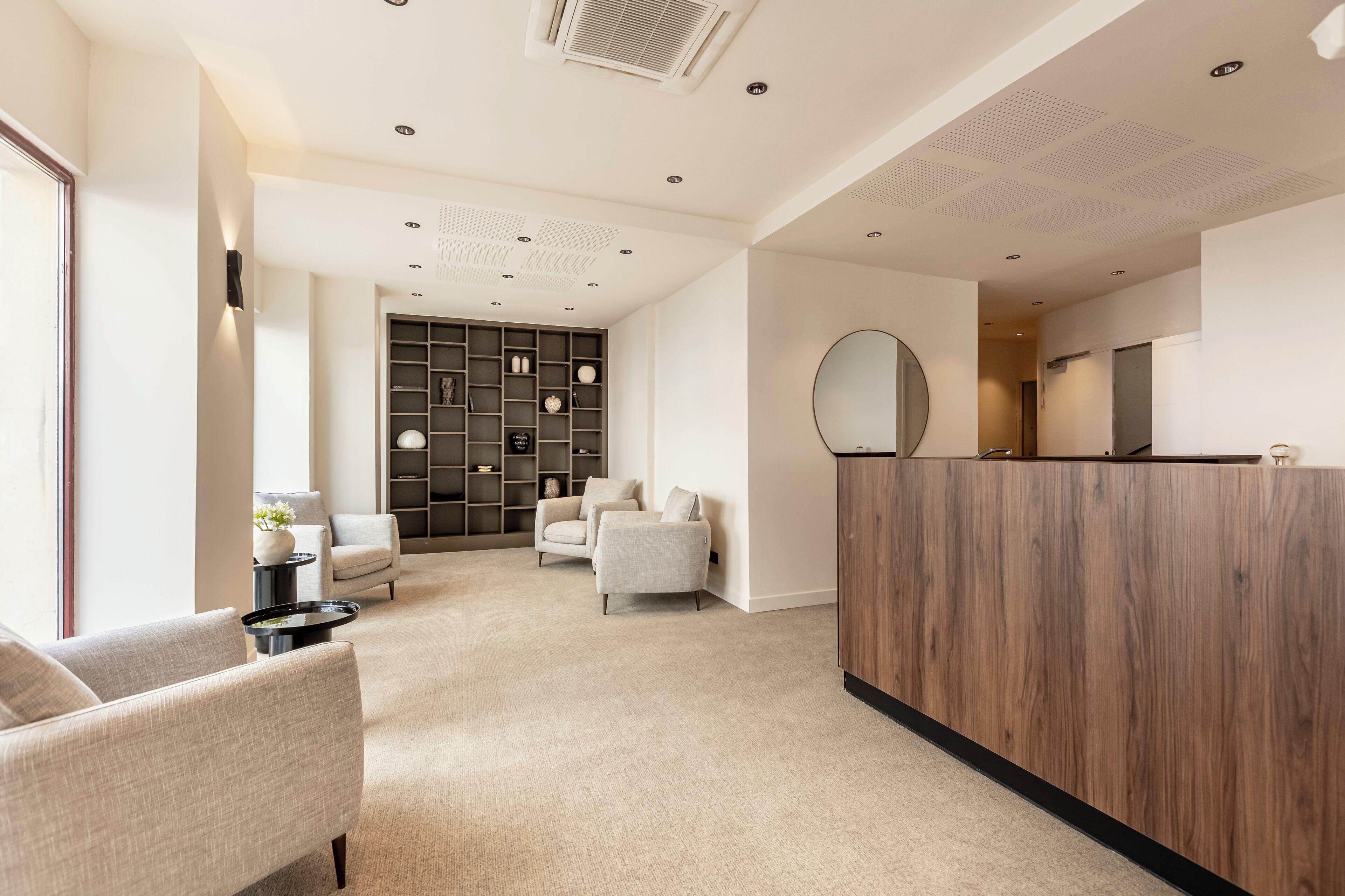 Le Monsieur By Sweett Hotel 4*